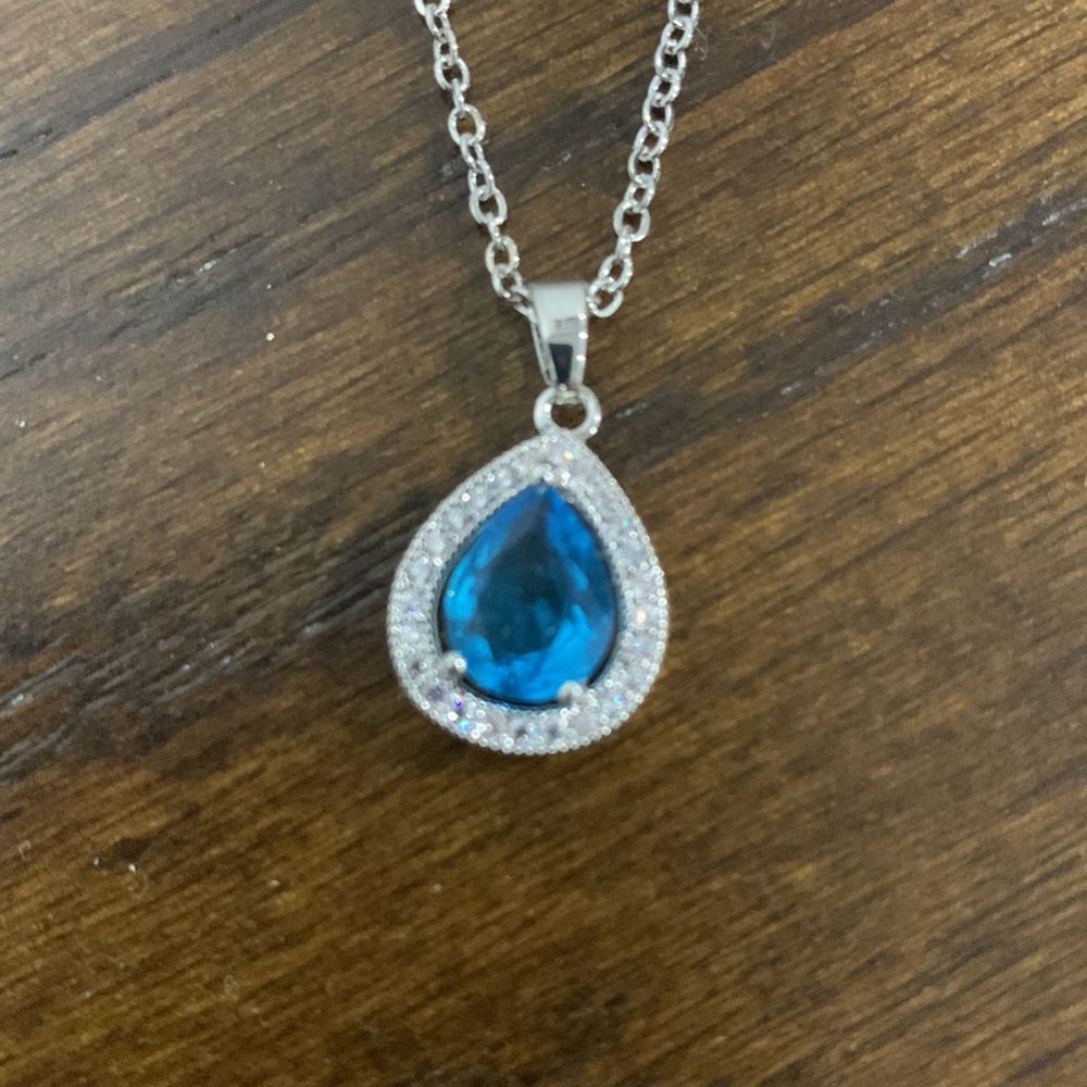 White Gold Plated Austrian Blue Jewel Necklace